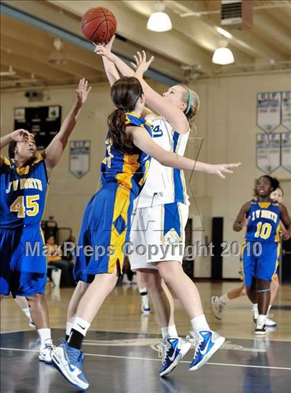 Thumbnail 2 in JW North vs. Santa Margarita (Larry Doyle Tournament) photogallery.