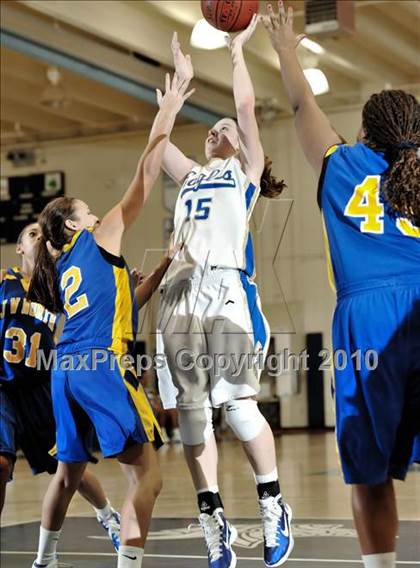 Thumbnail 1 in JW North vs. Santa Margarita (Larry Doyle Tournament) photogallery.