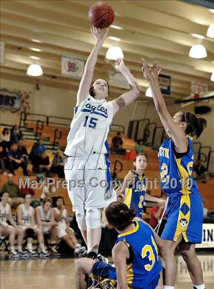 Thumbnail 1 in JW North vs. Santa Margarita (Larry Doyle Tournament) photogallery.