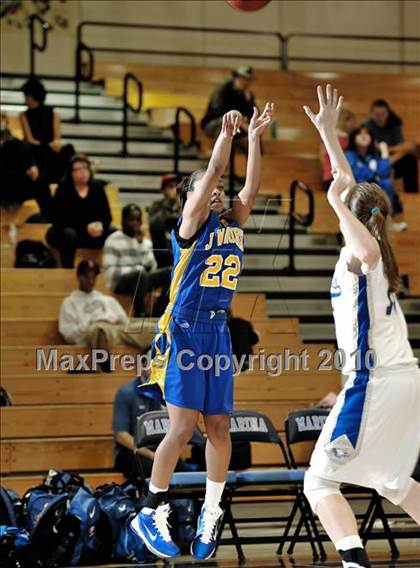 Thumbnail 3 in JW North vs. Santa Margarita (Larry Doyle Tournament) photogallery.
