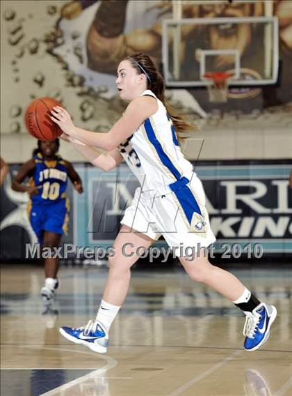 Thumbnail 1 in JW North vs. Santa Margarita (Larry Doyle Tournament) photogallery.