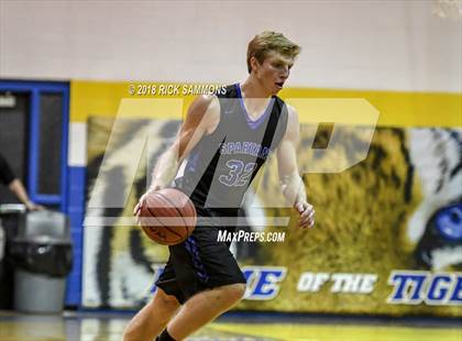 Thumbnail 1 in Mount Pleasant vs. Community School of Davidson (Laurie Ann Crusie Classic Championship) photogallery.