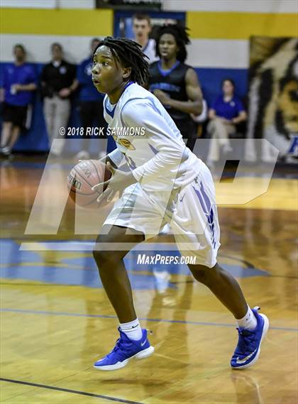 Thumbnail 3 in Mount Pleasant vs. Community School of Davidson (Laurie Ann Crusie Classic Championship) photogallery.