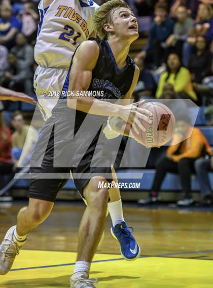 Thumbnail 3 in Mount Pleasant vs. Community School of Davidson (Laurie Ann Crusie Classic Championship) photogallery.