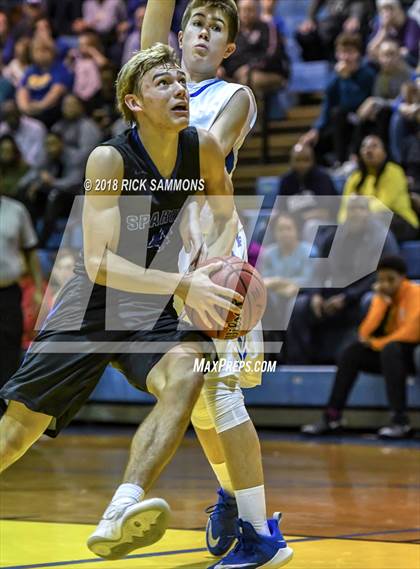Thumbnail 2 in Mount Pleasant vs. Community School of Davidson (Laurie Ann Crusie Classic Championship) photogallery.