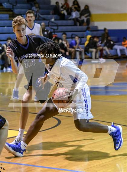 Thumbnail 2 in Mount Pleasant vs. Community School of Davidson (Laurie Ann Crusie Classic Championship) photogallery.