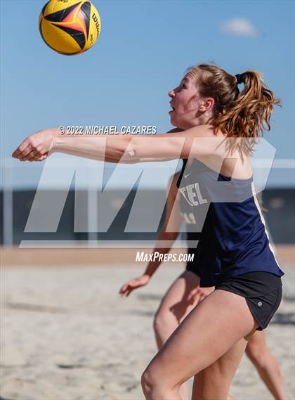 Thumbnail 3 in Westwood @ Casteel photogallery.