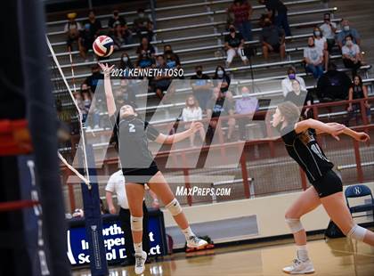 Thumbnail 1 in Harlan vs O'Connor photogallery.
