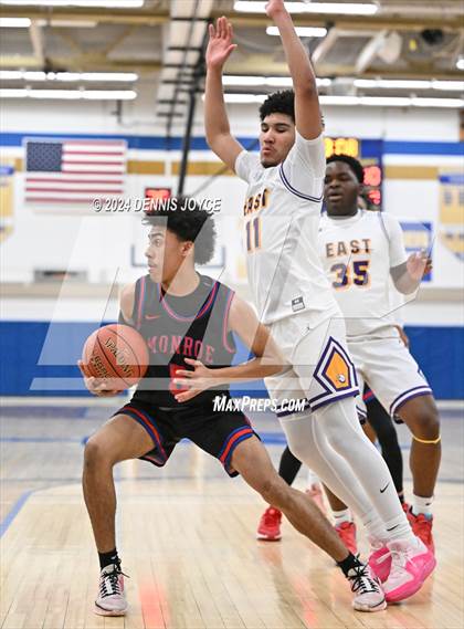 Thumbnail 3 in Monroe @ East (NYSPHSAA Section V Class A SemiFinals) photogallery.