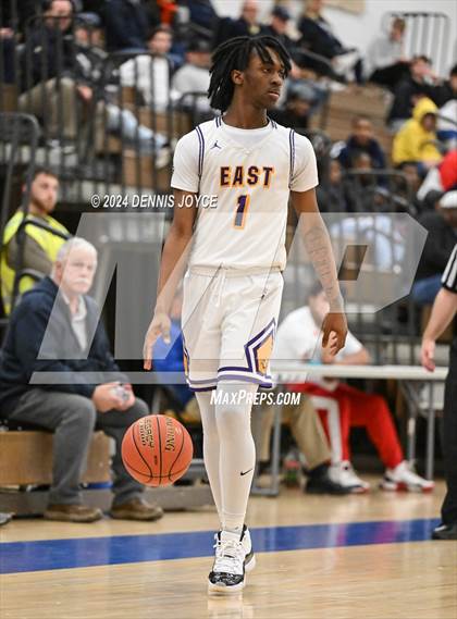 Thumbnail 2 in Monroe @ East (NYSPHSAA Section V Class A SemiFinals) photogallery.