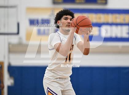 Thumbnail 3 in Monroe @ East (NYSPHSAA Section V Class A SemiFinals) photogallery.