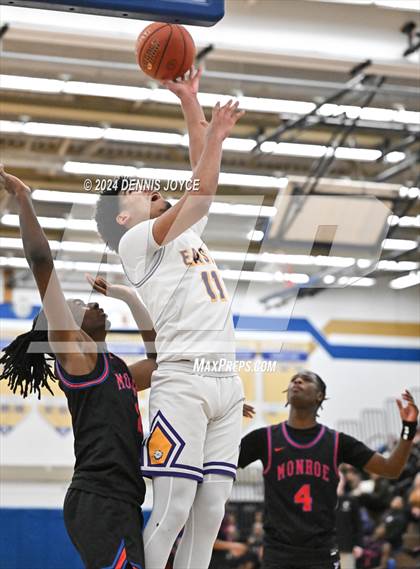 Thumbnail 3 in Monroe @ East (NYSPHSAA Section V Class A SemiFinals) photogallery.