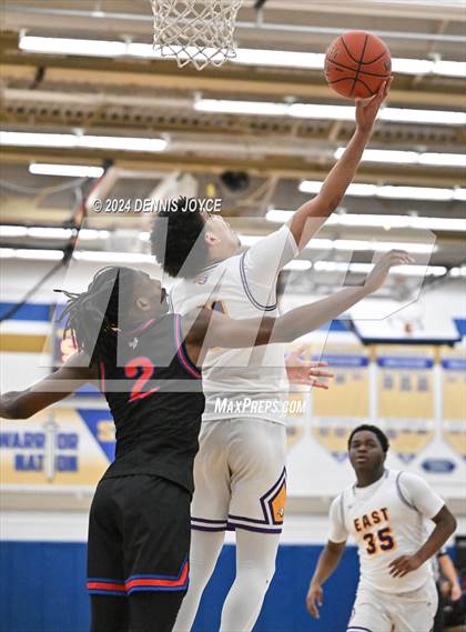 Thumbnail 1 in Monroe @ East (NYSPHSAA Section V Class A SemiFinals) photogallery.