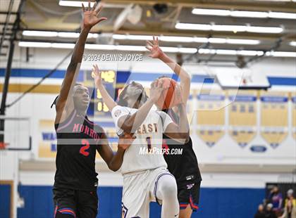 Thumbnail 3 in Monroe @ East (NYSPHSAA Section V Class A SemiFinals) photogallery.