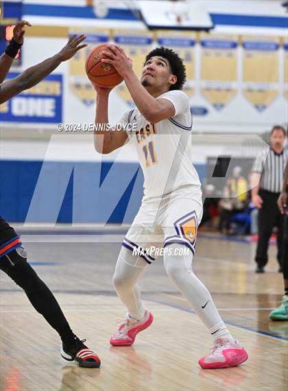 Thumbnail 2 in Monroe @ East (NYSPHSAA Section V Class A SemiFinals) photogallery.