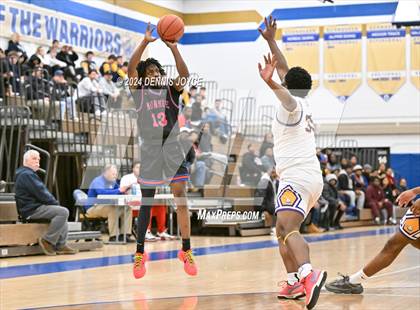 Thumbnail 2 in Monroe @ East (NYSPHSAA Section V Class A SemiFinals) photogallery.