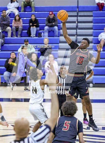 Thumbnail 1 in Bishop Alemany v San Pedro (4th Annual Wiseburn-DaVinci Holiday Classic Tournament) photogallery.