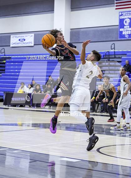 Thumbnail 3 in Bishop Alemany v San Pedro (4th Annual Wiseburn-DaVinci Holiday Classic Tournament) photogallery.