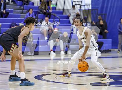 Thumbnail 3 in Bishop Alemany v San Pedro (4th Annual Wiseburn-DaVinci Holiday Classic Tournament) photogallery.