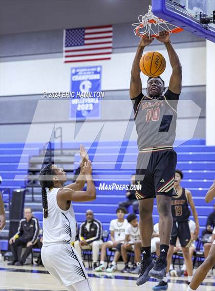 Thumbnail 1 in Bishop Alemany v San Pedro (4th Annual Wiseburn-DaVinci Holiday Classic Tournament) photogallery.