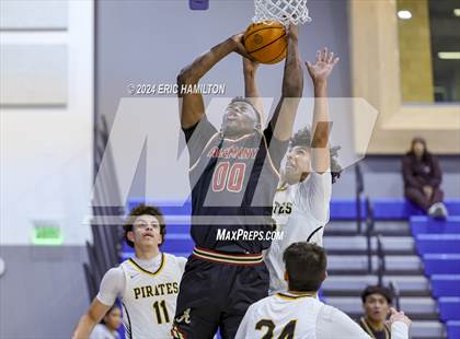 Thumbnail 3 in Bishop Alemany v San Pedro (4th Annual Wiseburn-DaVinci Holiday Classic Tournament) photogallery.