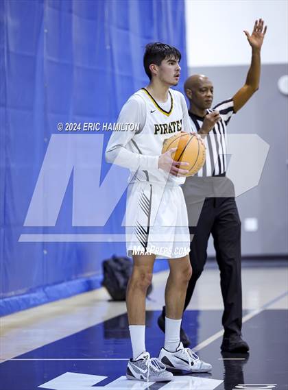 Thumbnail 3 in Bishop Alemany v San Pedro (4th Annual Wiseburn-DaVinci Holiday Classic Tournament) photogallery.