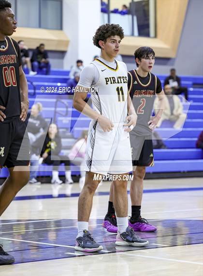 Thumbnail 1 in Bishop Alemany v San Pedro (4th Annual Wiseburn-DaVinci Holiday Classic Tournament) photogallery.