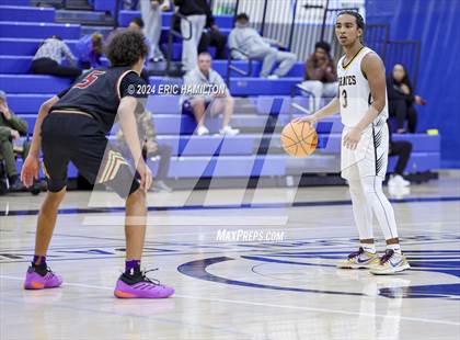 Thumbnail 1 in Bishop Alemany v San Pedro (4th Annual Wiseburn-DaVinci Holiday Classic Tournament) photogallery.