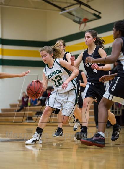 Thumbnail 3 in Dominion @ Loudoun Valley photogallery.