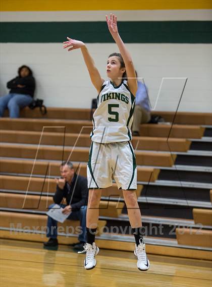 Thumbnail 2 in Dominion @ Loudoun Valley photogallery.