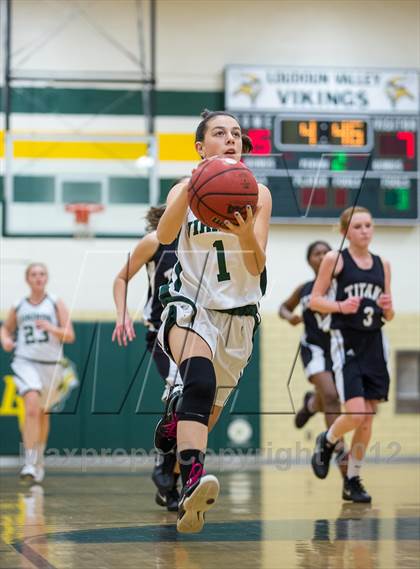 Thumbnail 1 in Dominion @ Loudoun Valley photogallery.