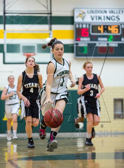 Thumbnail 3 in Dominion @ Loudoun Valley photogallery.