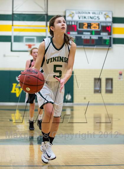 Thumbnail 2 in Dominion @ Loudoun Valley photogallery.