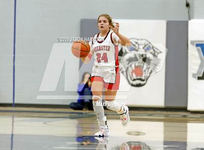 Thumbnail 1 in Muenster vs. Wolfe City photogallery.