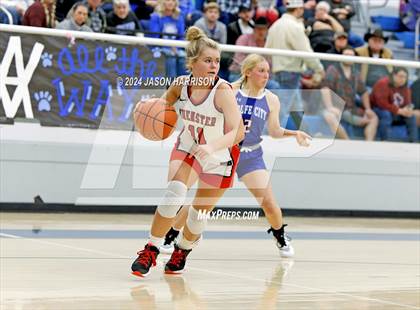 Thumbnail 2 in Muenster vs. Wolfe City photogallery.