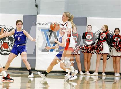 Thumbnail 2 in Muenster vs. Wolfe City photogallery.