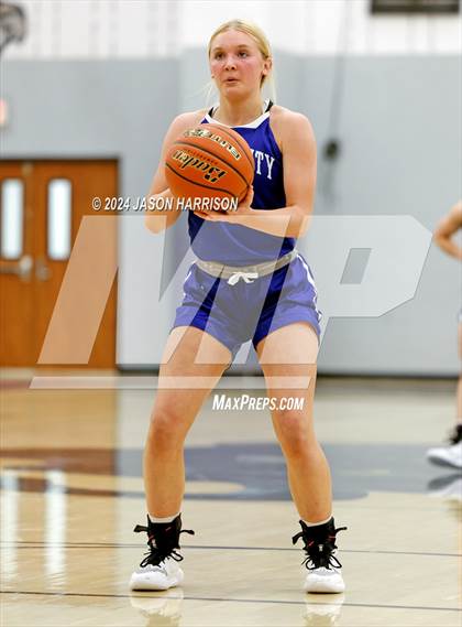 Thumbnail 1 in Muenster vs. Wolfe City photogallery.