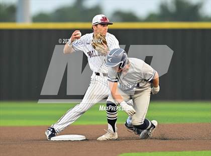 Thumbnail 1 in Tomball Memorial @ Waller photogallery.