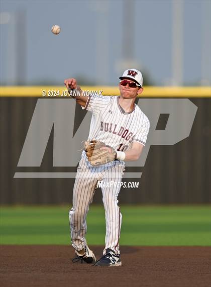 Thumbnail 3 in Tomball Memorial @ Waller photogallery.