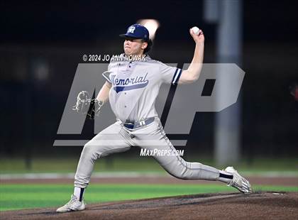 Thumbnail 3 in Tomball Memorial @ Waller photogallery.