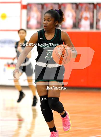 Thumbnail 3 in Parkway Central vs Pattonville (MSHSAA Class 5 District Final) photogallery.