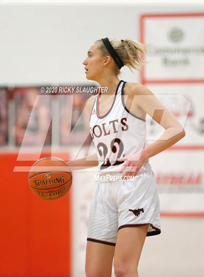 Thumbnail 1 in Parkway Central vs Pattonville (MSHSAA Class 5 District Final) photogallery.
