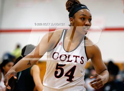 Thumbnail 2 in Parkway Central vs Pattonville (MSHSAA Class 5 District Final) photogallery.