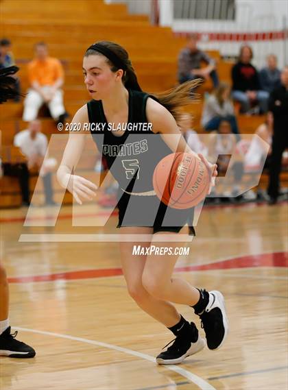 Thumbnail 1 in Parkway Central vs Pattonville (MSHSAA Class 5 District Final) photogallery.