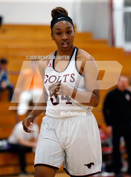 Thumbnail 2 in Parkway Central vs Pattonville (MSHSAA Class 5 District Final) photogallery.