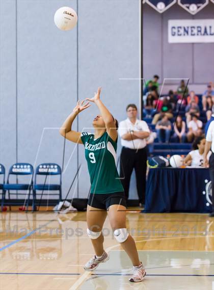 Thumbnail 3 in Yorktown vs Wakefield (Jr. Volleyball Brawl II) photogallery.