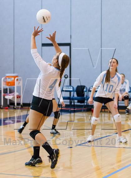 Thumbnail 1 in Yorktown vs Wakefield (Jr. Volleyball Brawl II) photogallery.