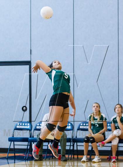 Thumbnail 1 in Yorktown vs Wakefield (Jr. Volleyball Brawl II) photogallery.