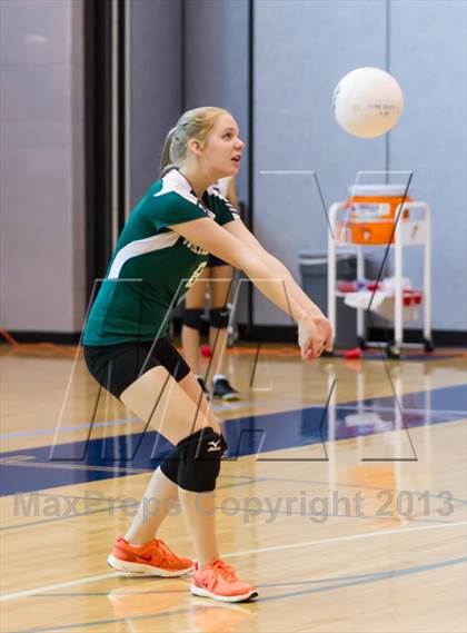 Thumbnail 2 in Yorktown vs Wakefield (Jr. Volleyball Brawl II) photogallery.