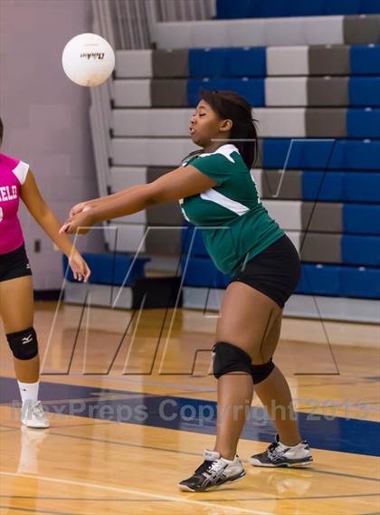 Thumbnail 3 in Yorktown vs Wakefield (Jr. Volleyball Brawl II) photogallery.